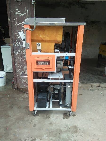 kon ice creem machine 3 mounth used 03127935805 5