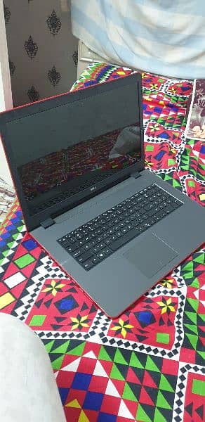 Dell Inspiron 5755 0