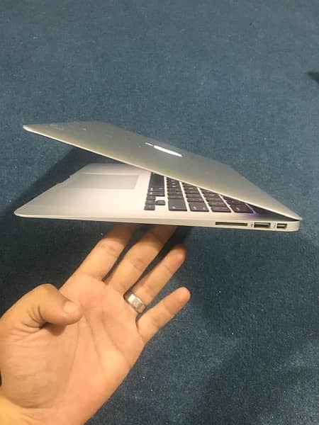 Apple MacBook Air 2015 3