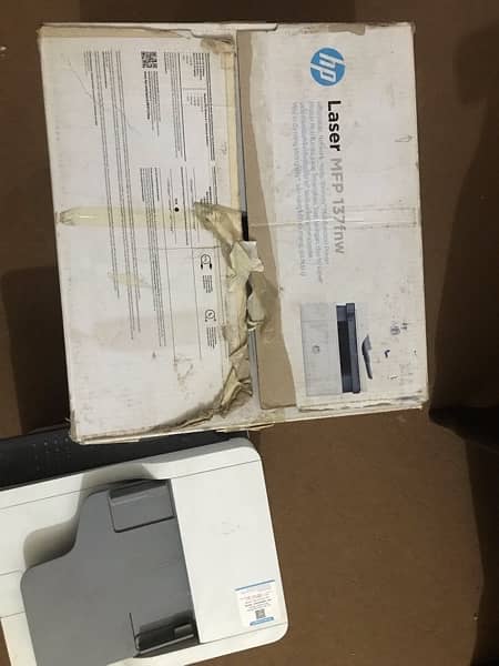 printer HP MFP 137 fnw 8