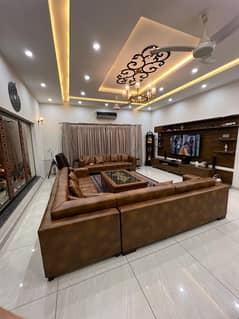 Luxurious Furnished 10 Marla Brand New Portion For Rent Bahria Town Lahore 0