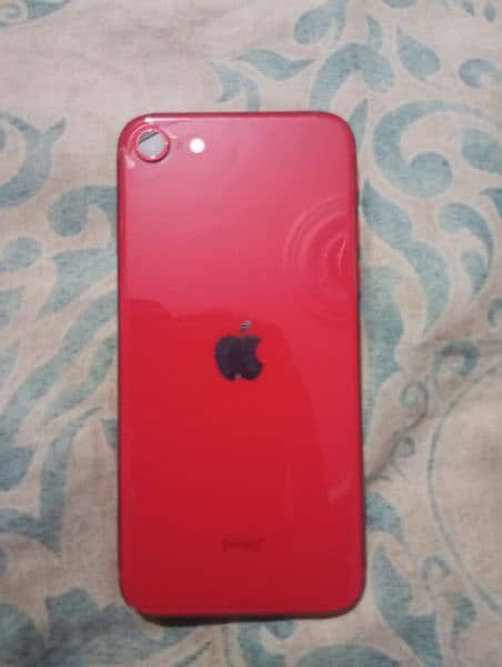 IPHONE SE 2020 IN NEW CONDITION 1