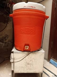 Electric water cooler