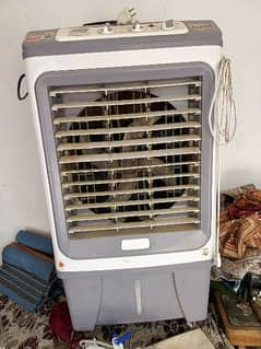 AC DC Room Cooler only 1 month used