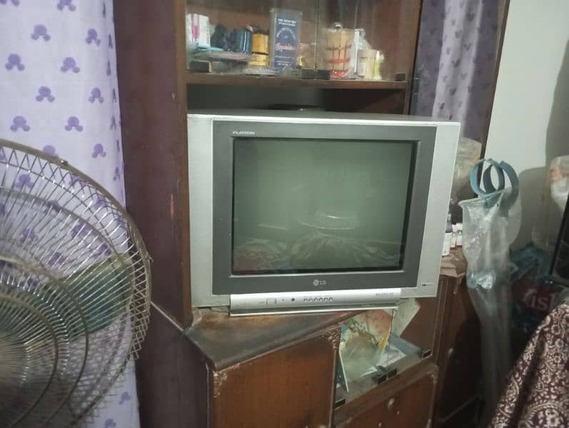 LG 21 in TV 1