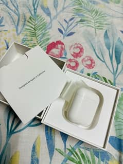 Apple Airpods 2nd Generation - Excellent Condition