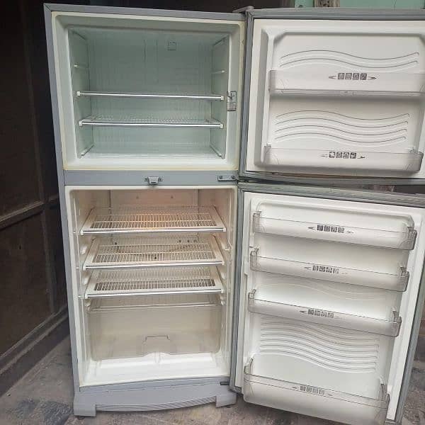 Dawlance fridge for sale 1