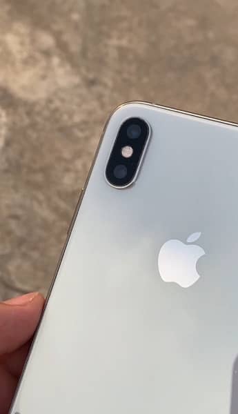 Iphone Xs Max (PTA Approved) 1