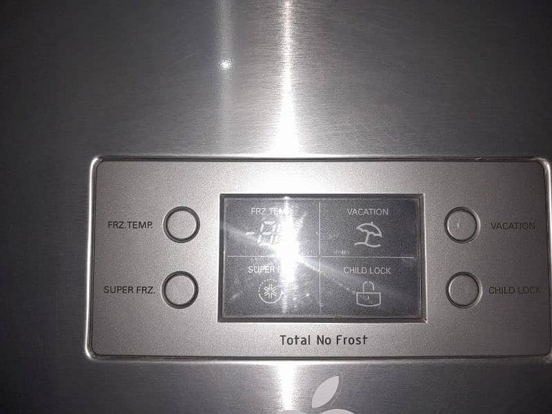 LG non frost fridge 0