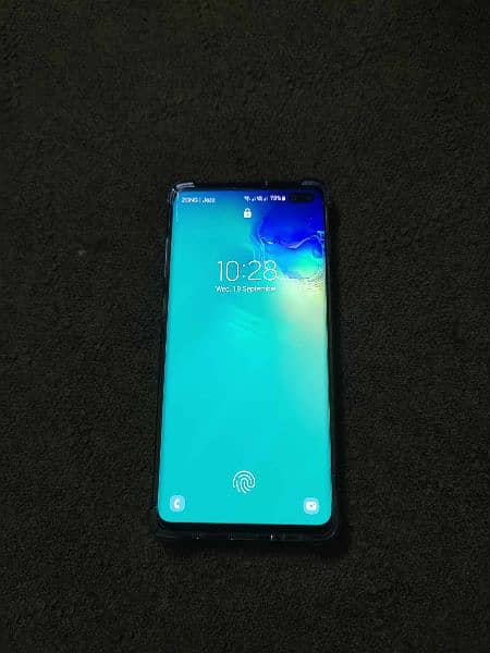 Samsung Galaxy S10 Plus (Dual Sim) 4