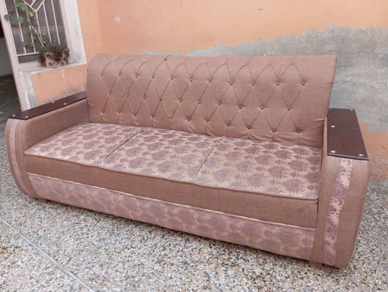 Five seater sofa set in good condition 3