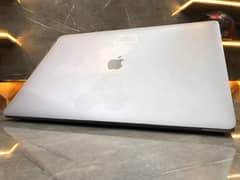 MacBook