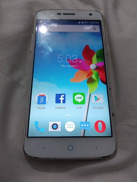 ZTE blade D6 lite 3G 3