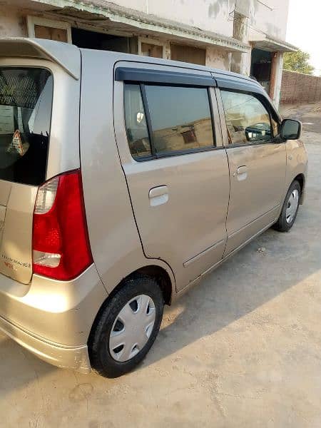 Suzuki Wagon R Stingray 2016 1