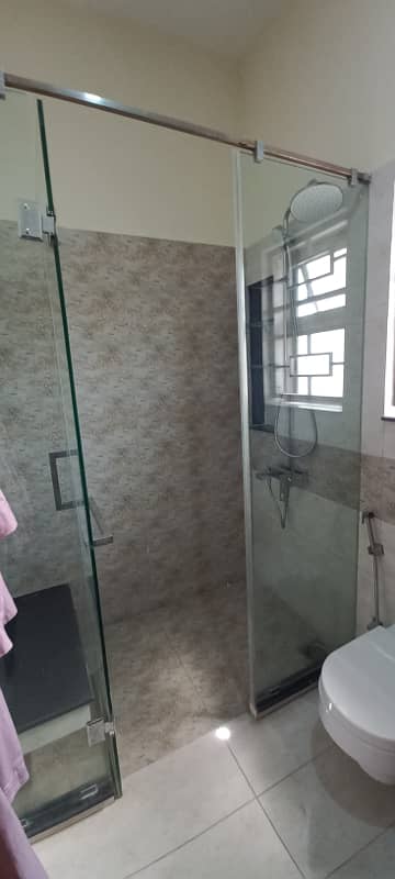 10 Marla Upper portion available for rent lower portion lock 13