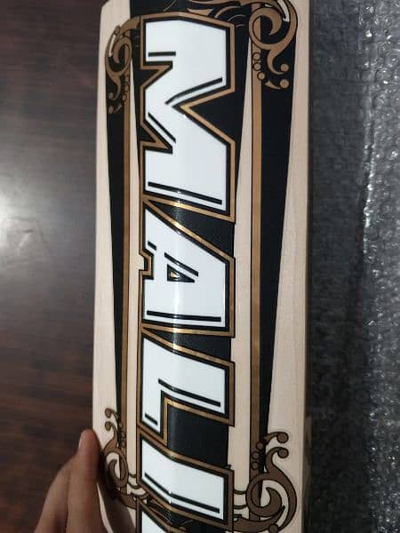 Brand New MB Malik MBS gold platinum edition hard ball cricket bat 8