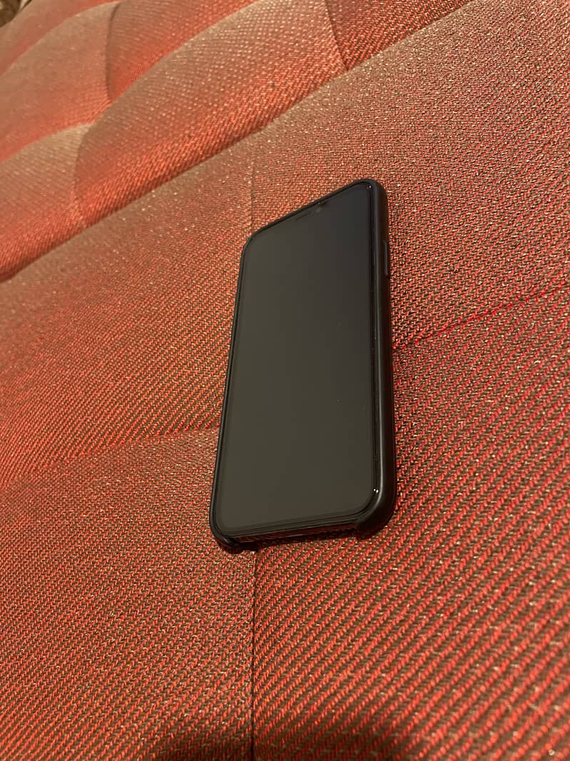 iPhone 11 pro 1