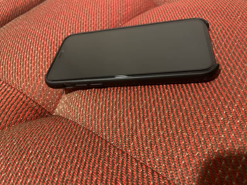 iPhone 11 pro 5