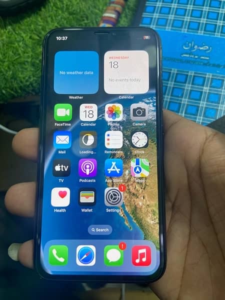 iPhone X 64 gb non pta but 2 moth sim working lush condition 1