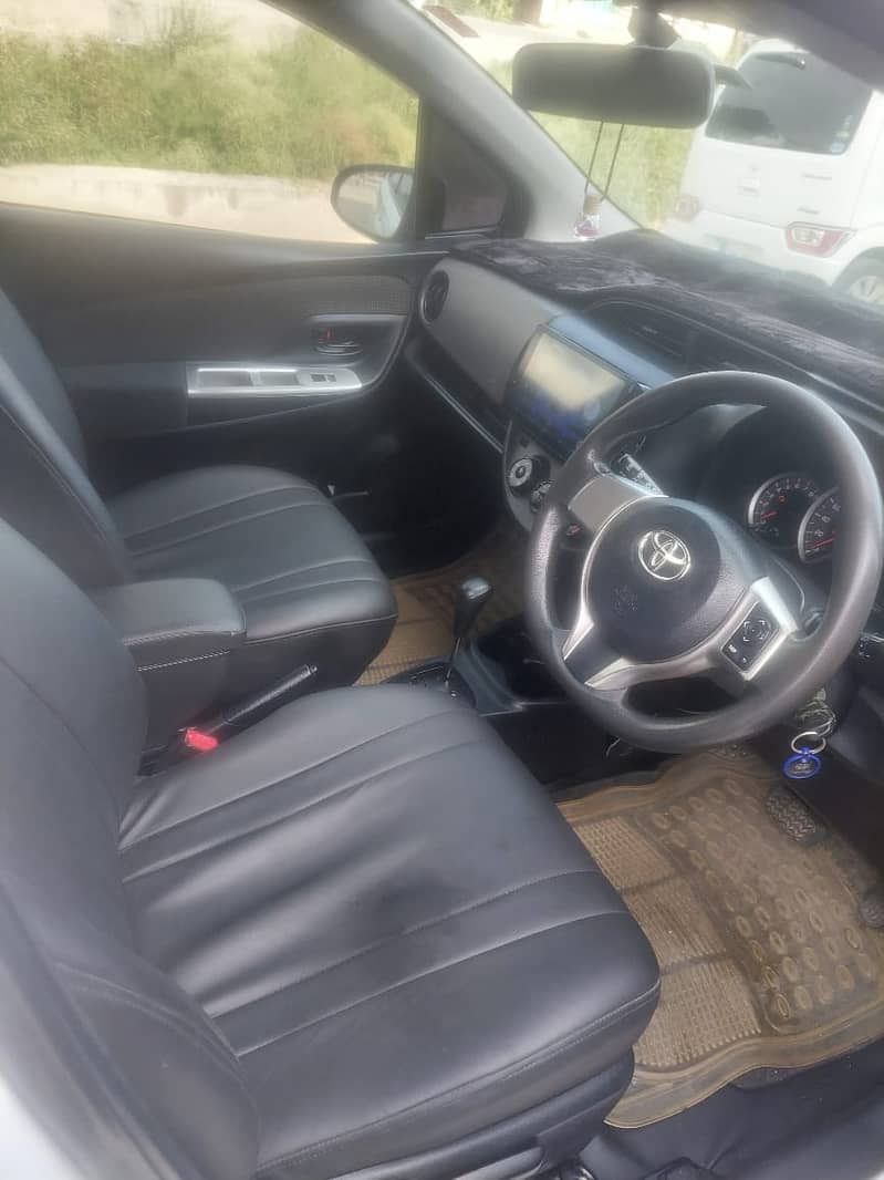 Toyota Vitz 2014 5