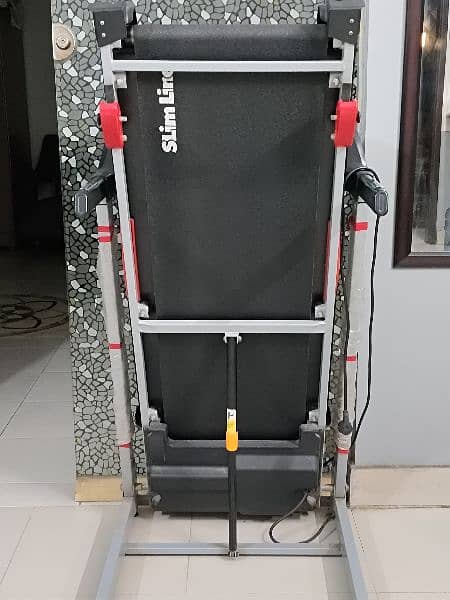 Slimline Treadmill 1