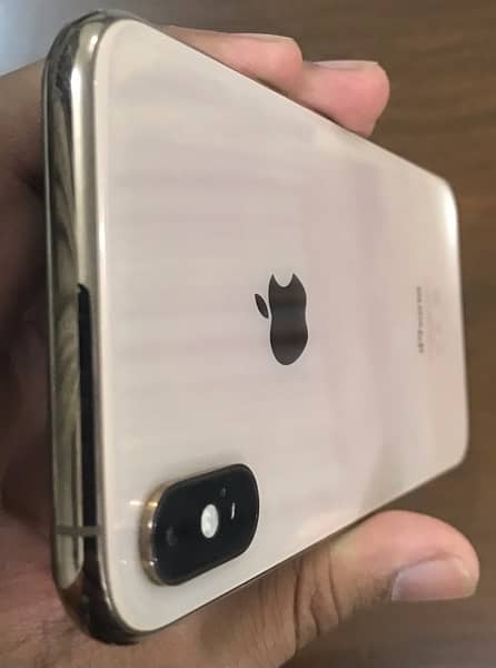 iPhone Xs,Gold ,64 Gb 6