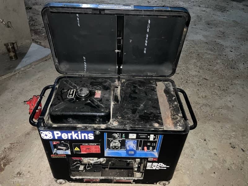 Perkins 7 - 9.5 KW Petrol and Gas Generator 1