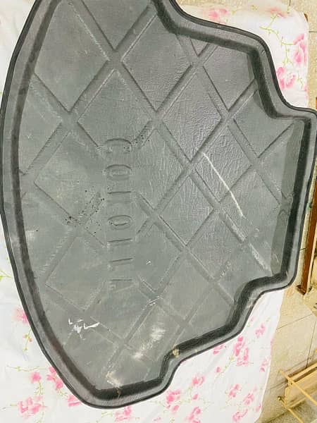 Toyota Corolla trunk tray mat 0,3,2,1,4,2,4,0,4,8,8,1 1