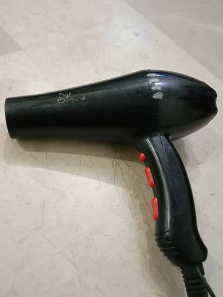 Hair Dryer with Dubble Speed and Hot and Cool Heat 1