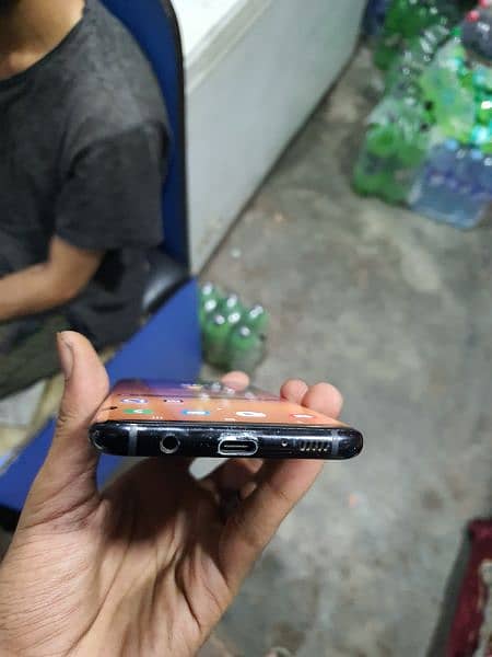 Samsung Galaxy S8 Plus Dual Sim 3