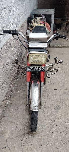 Yamaha  Bike 1989  ( Urgent sale ) Read discription 4