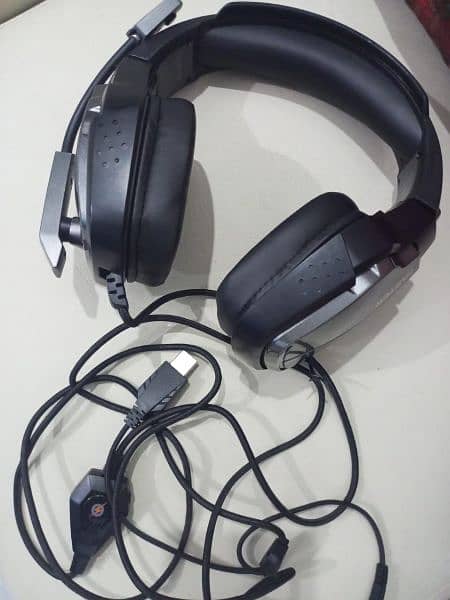 BG-400 GAMING HEADSET 1