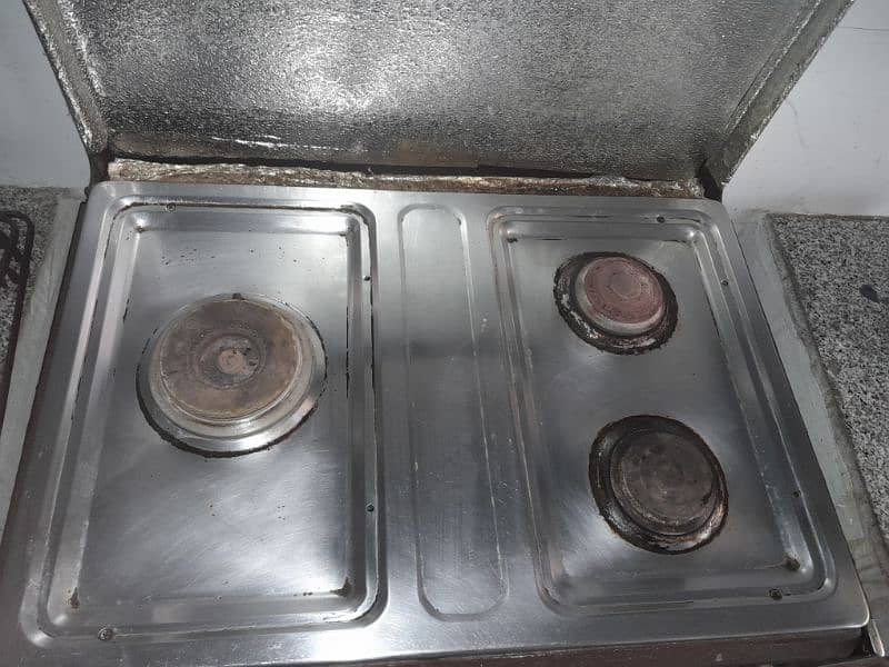 Original Corona Cooking Range 3 burner 4