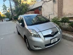 Toyota Vitz 2013