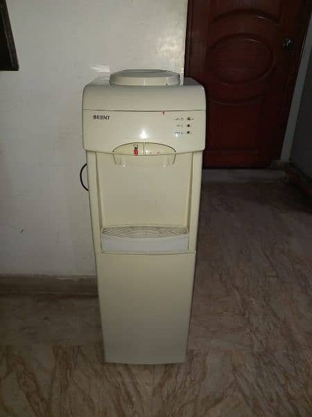 water dispenser 1