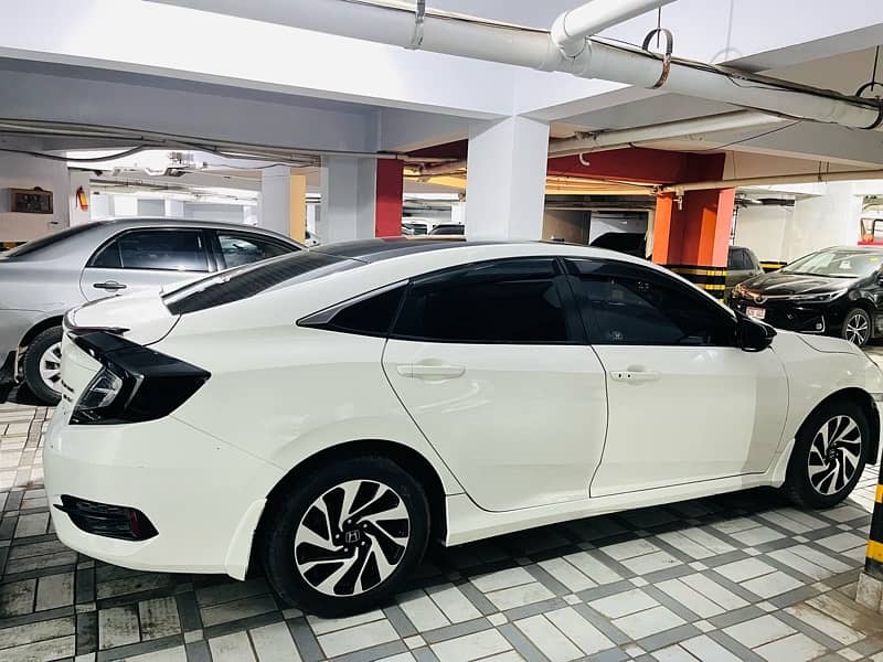 Honda Civic Oriel 2017 7