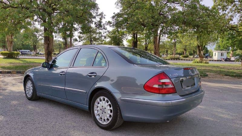 Mercedes E Class 2005 1