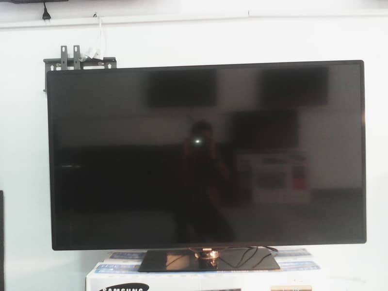 SAMSUNG 43 INCH LED TV BEST QUALITY 2024 MODELS O32I-4495I44 8