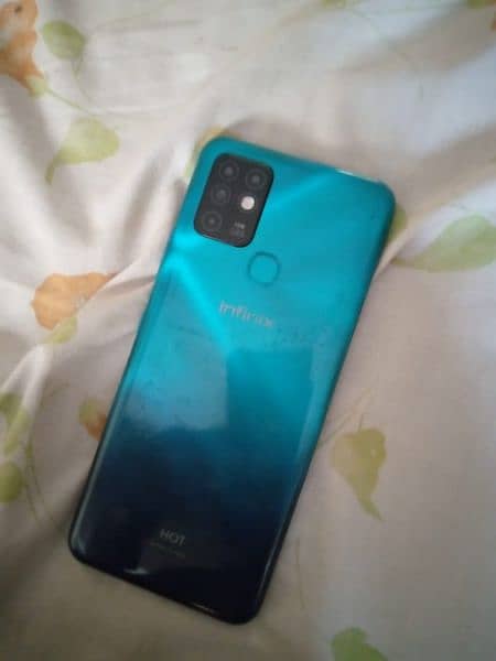 Infinix hot 10 4/64 with box all ok 1