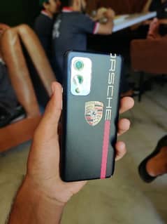 ONEPLUS 9