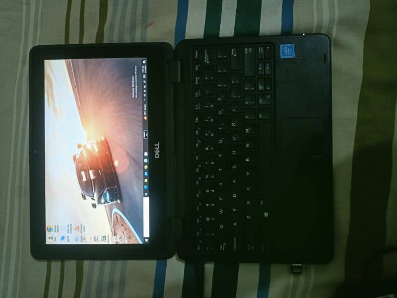 Mini Laptop Touch & Type 0