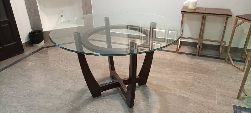 Beautiful Taali Wood 5 Feet Glass Top Round Dining Table 2