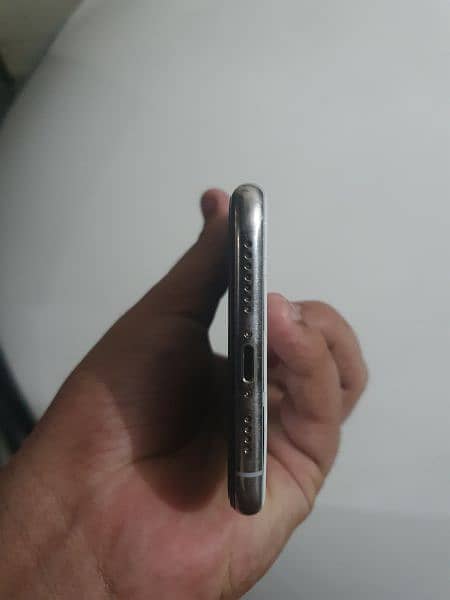 Iphone xs max 85 battery health non pta 64 gb back glass break 2