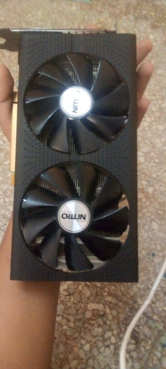 rx 580 amd sappahire 8 gb graphic card 1