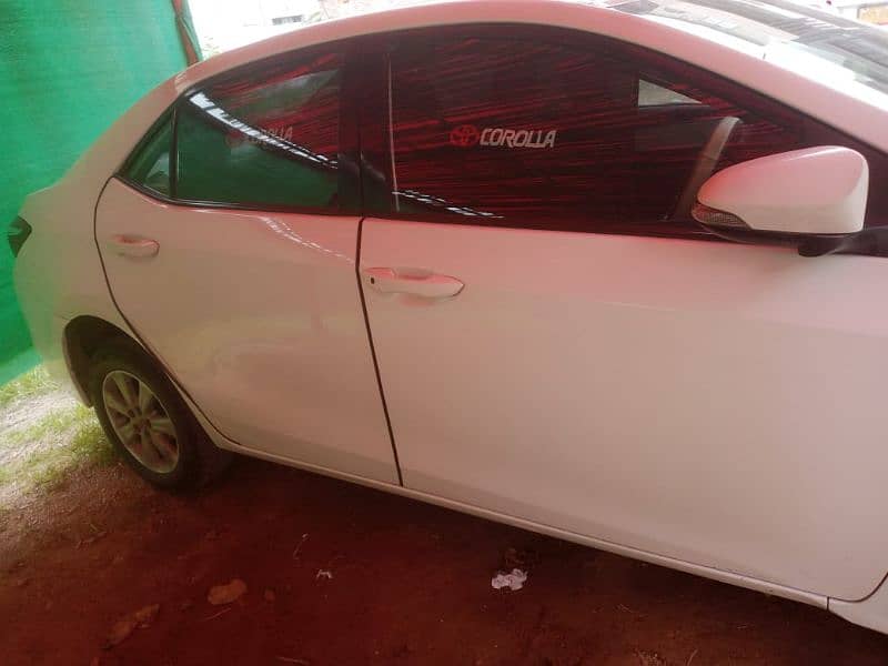 Toyota Corolla Altis 2015 1