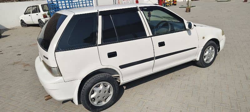 Suzuki Cultus VXR 2011 model geniune condition family use car 5