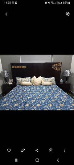 Bed set with side  tables and dressing 0