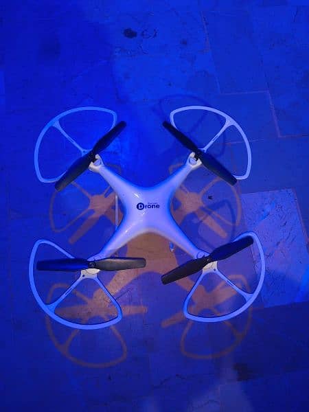 Explorers Drone with Camara 3