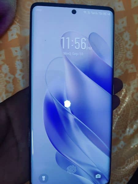 infinix Zero 30 5g edition 12/256 1