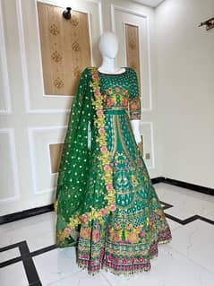 bridal designer lehnga